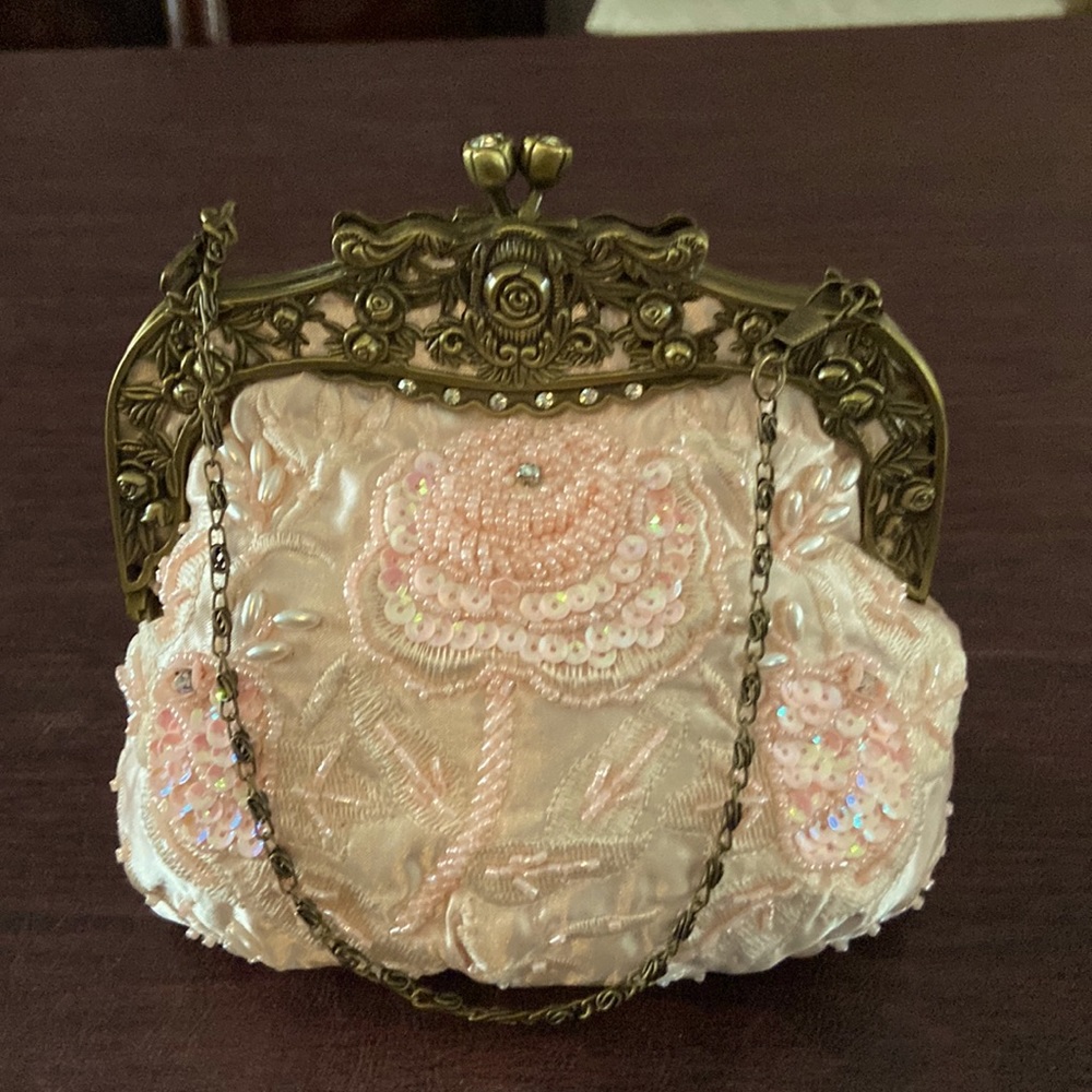 Vintage beaded light pink evening bag